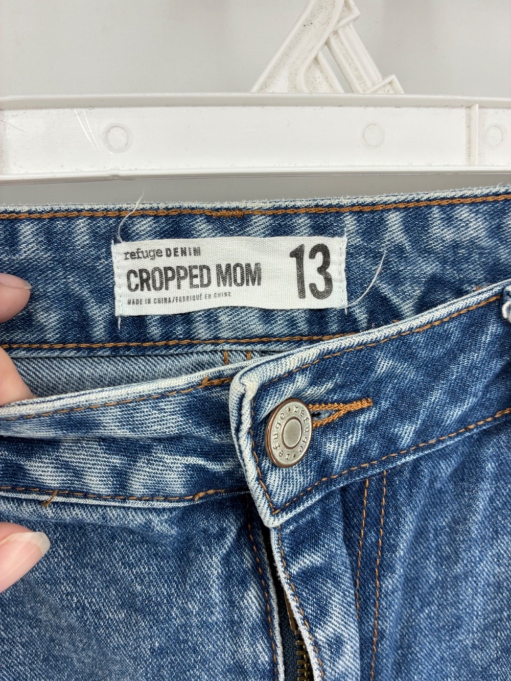 Refuge Denim Cropped Mom Distressed High-Rise Women’s Jeans - Blue - Picture 4 of 8